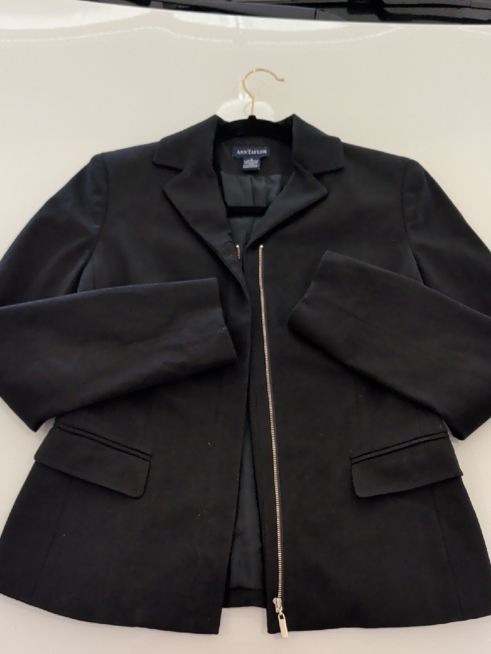 Ann Taylor Women's Black Zip-Front Blazer Jacket